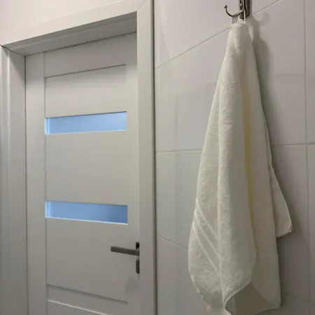 Ministudio Wlochy, Lotnisko Chopina , Blu Varsovie